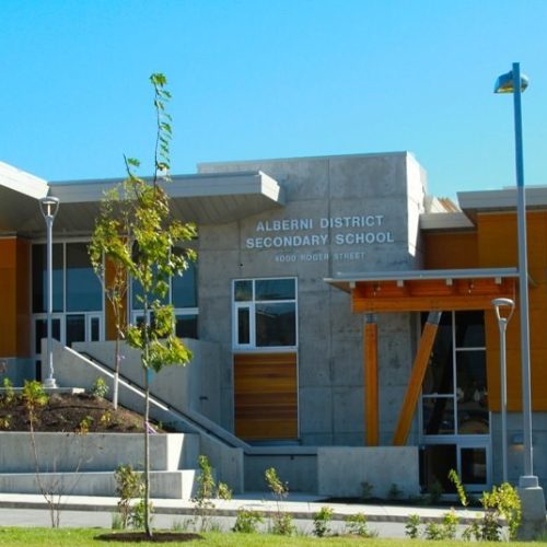 Shkollë e mesme në Kanada – Port Alberni District