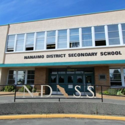 Tribu’ja e fortë dhe e madhe – NANAIMO